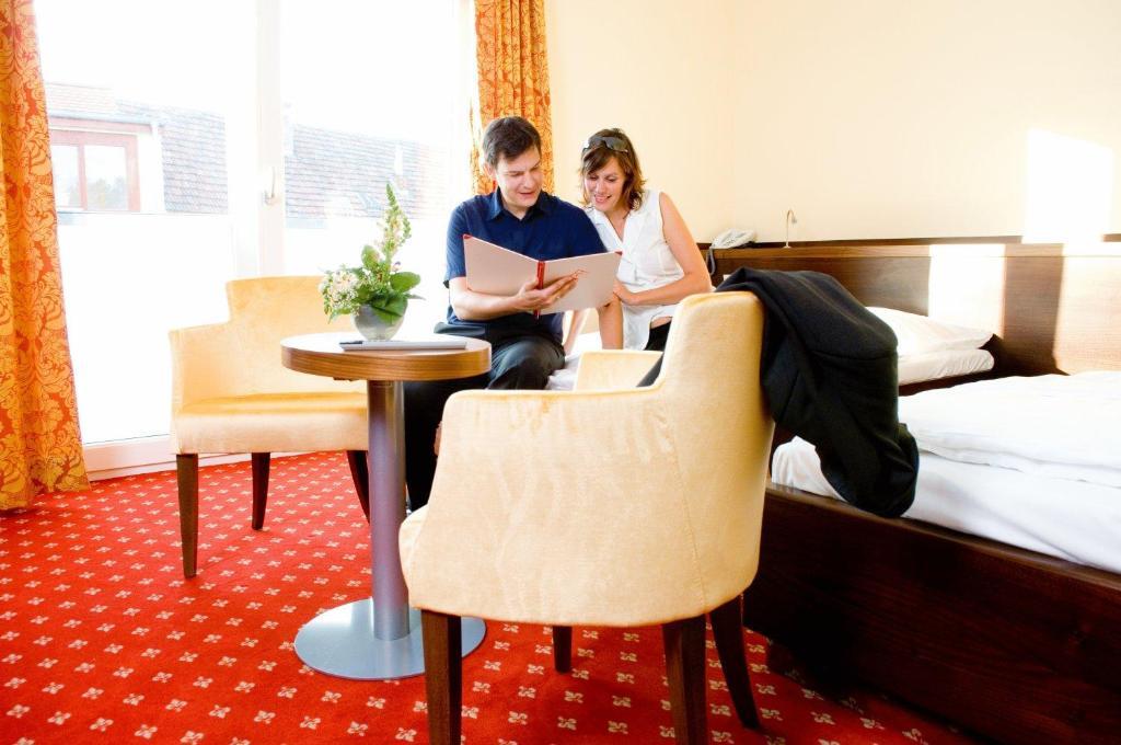 Hotel Oehlknechthof Горн Номер фото